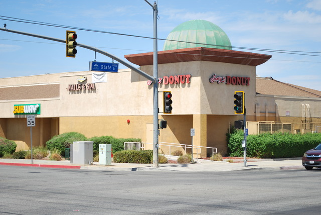 Subway on the southwest corner of State St and Stetson Ave, just down from The Laundry Basket laundromat in Hemet Subway on the southwest corner of State St and Stetson Ave, just down from The Laundry Basket laundromat in Hemet