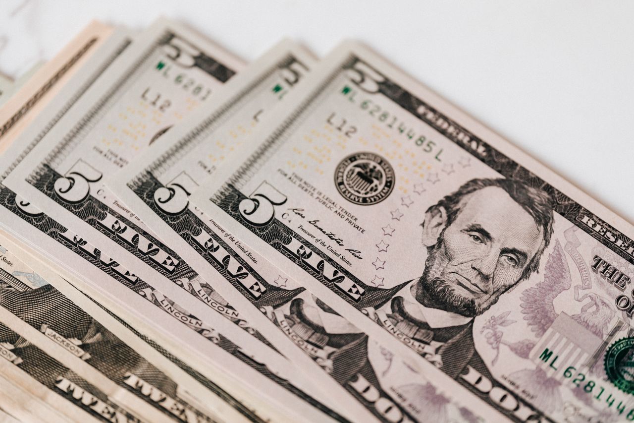 heap-of-money-on-white-surface (image by: kaboompics of Pixabay.com) heap-of-money-on-white-surface
